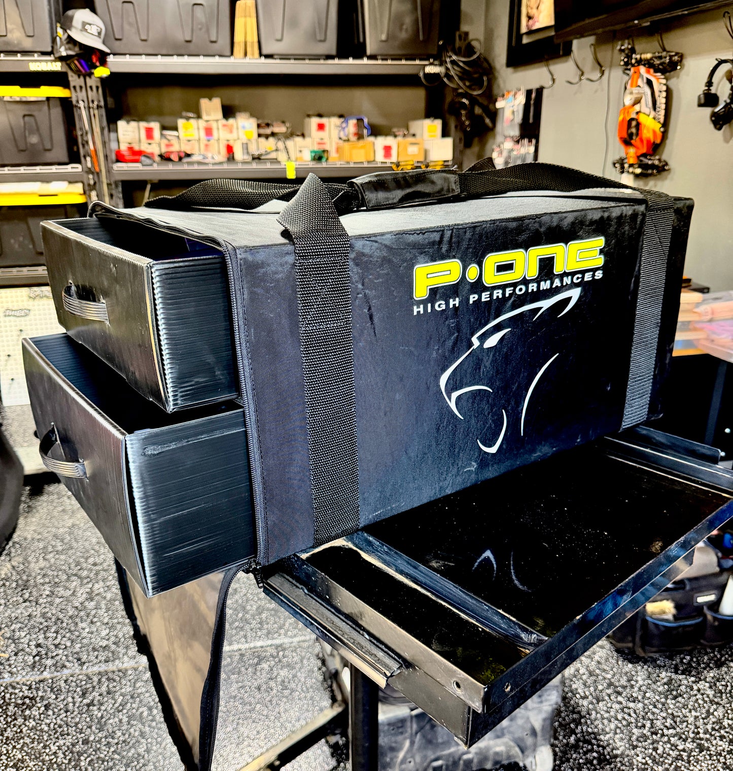 PBAG01 | P-One 1:8 scale two drawer gear bag